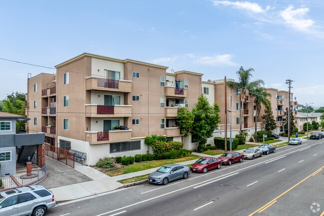 Primary - Laurel Canyon