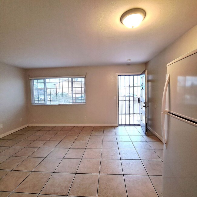 Building Photo - 4368 N Vornsand Dr