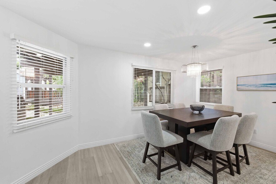 Building Photo - 1918 Marshallfield Ln