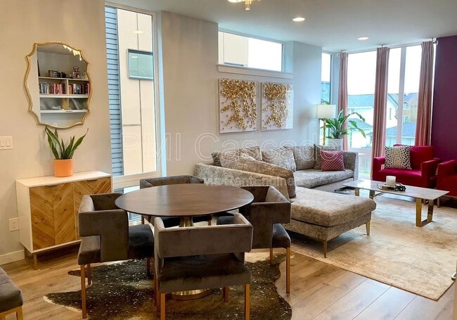 Building Photo - 9227B 16th Ave SW