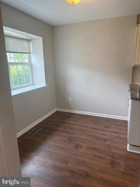 Building Photo - 110 Pin Oak Ct