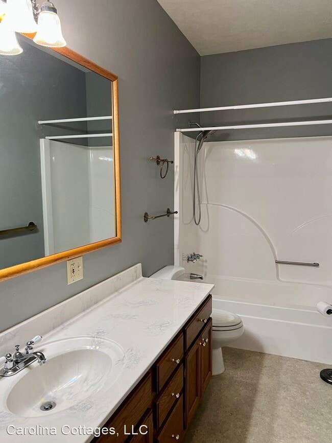 Building Photo - 3 br, 4.5 bath House - 3833 Deep Gap Road