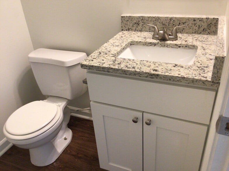 Building Photo - 257 Mayors Ln