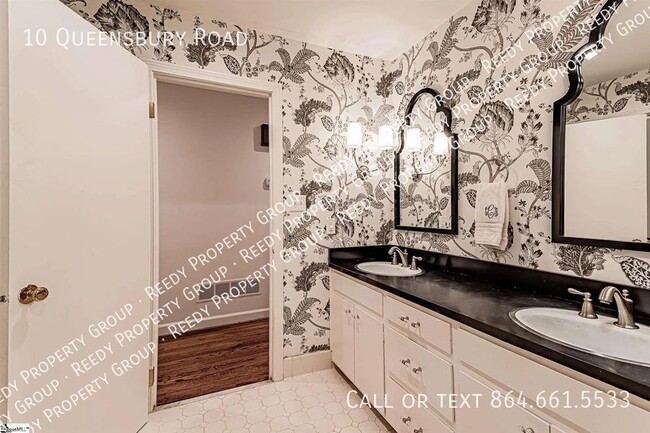 Building Photo - $500.00 off the  1st full months rent!  Gr...