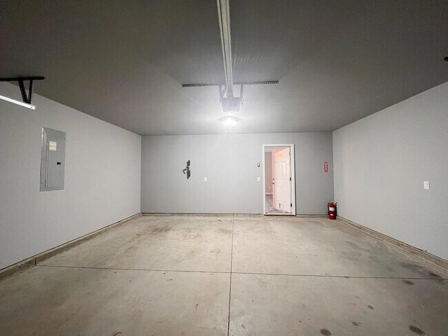 Building Photo - 103 Brinkleys Ln