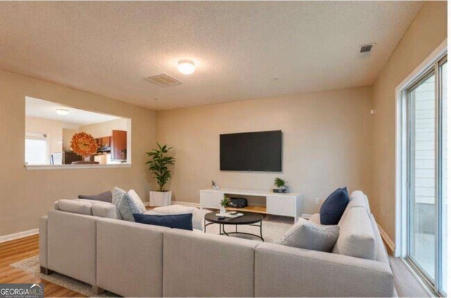 Building Photo - 2837 Laurel Ridge Cir