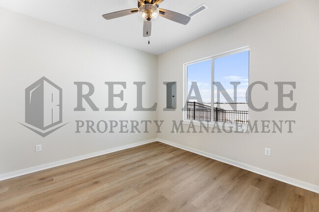 Building Photo - 12438 Blanford St