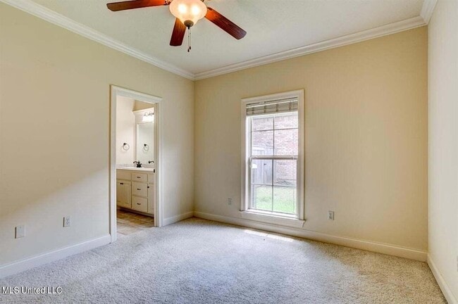 Building Photo - 143 Sonnett Cir