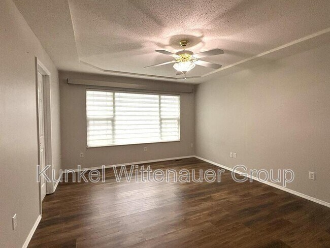 Building Photo - 1514 Peach Orchard Ln