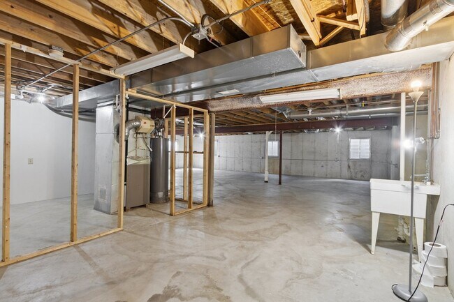 Building Photo - 3403 Green Pastures Ln