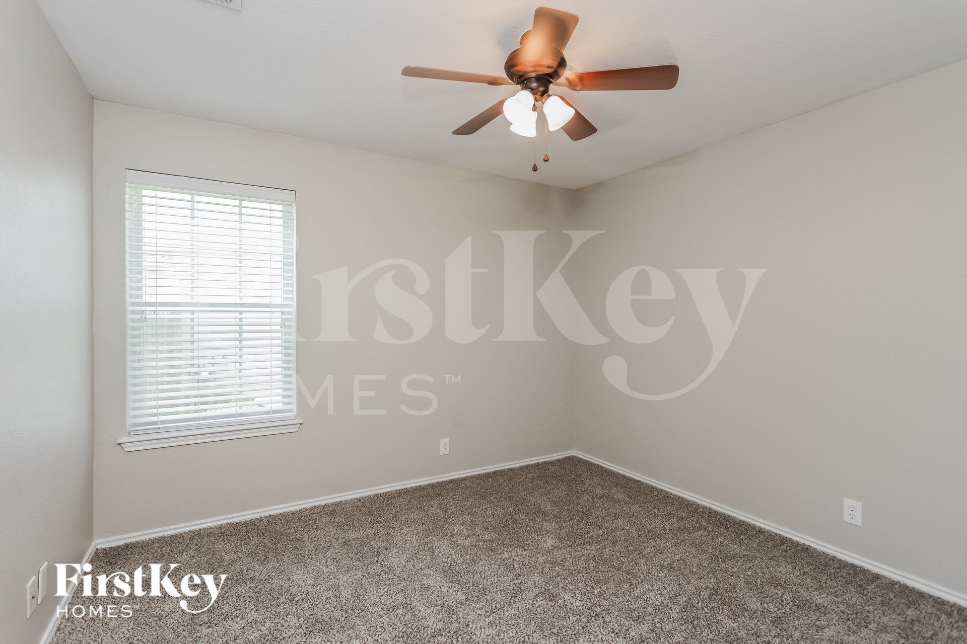 Building Photo - 5102 Roan Brook