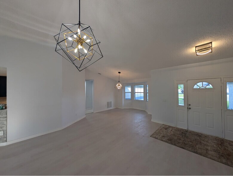 Building Photo - 103 Beauford Ln