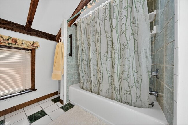 Building Photo - Price Reduction: Charming 3BR Farmhouse Re...