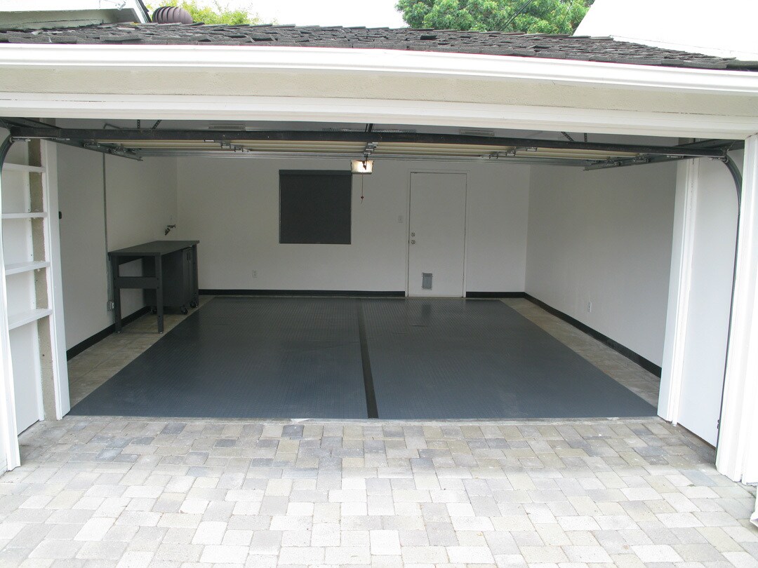 Building Photo - 5137 E Vista Hermosa St