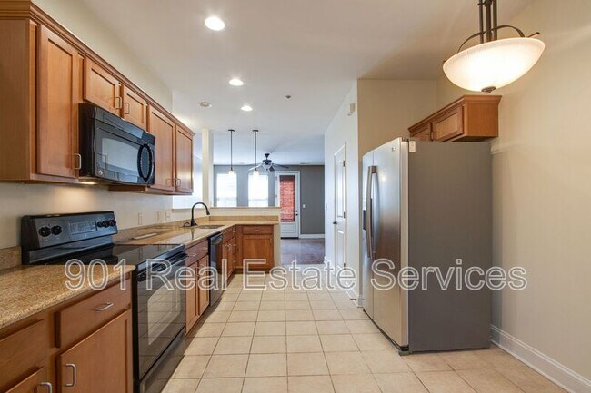 Building Photo - 75 Shoemaker Ct