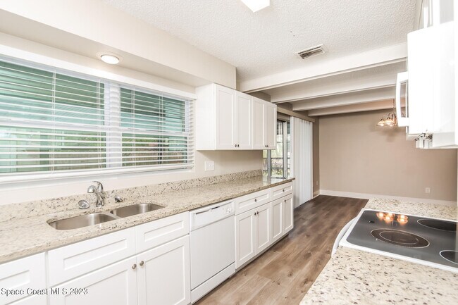 Building Photo - 1763 Fallon Blvd NE