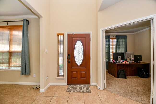 Building Photo - 4302 Trinity Creek Ct