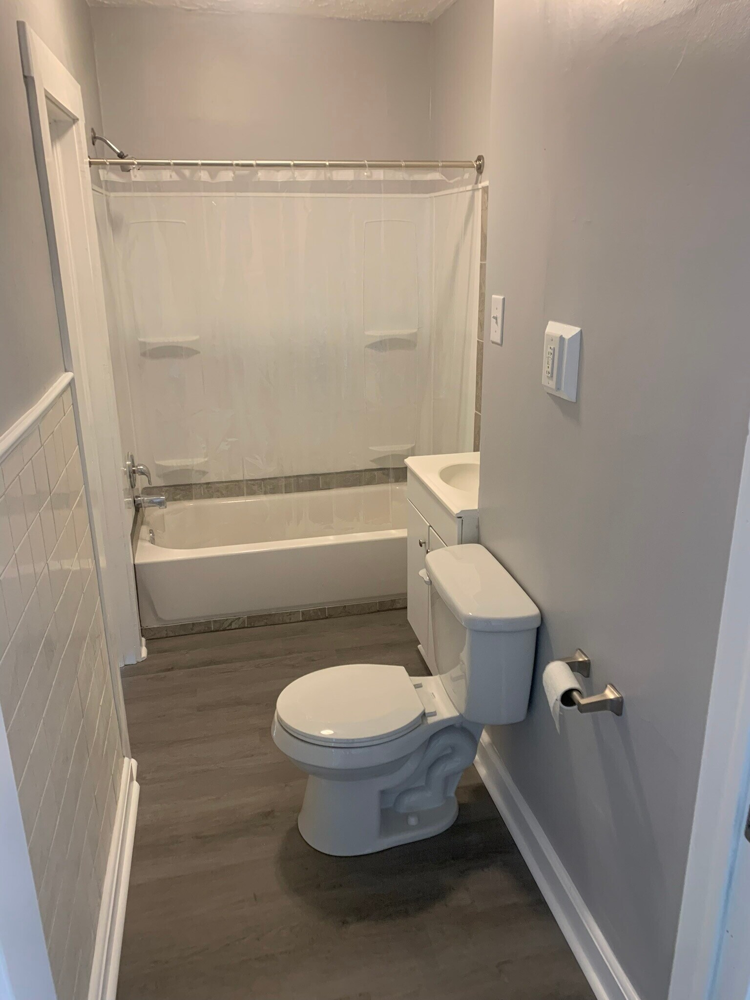 Building Photo - 2831 Globe Ave