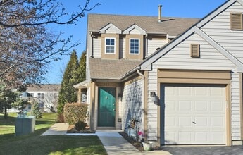 Building Photo - 2527 Sheehan Dr