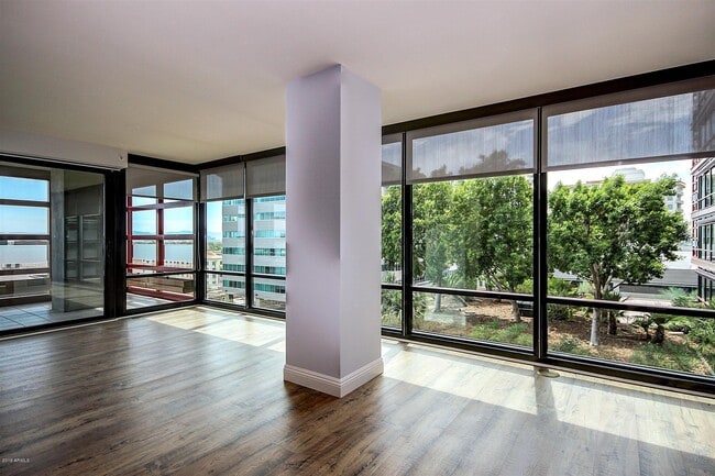 Building Photo - 4808 N 24th St