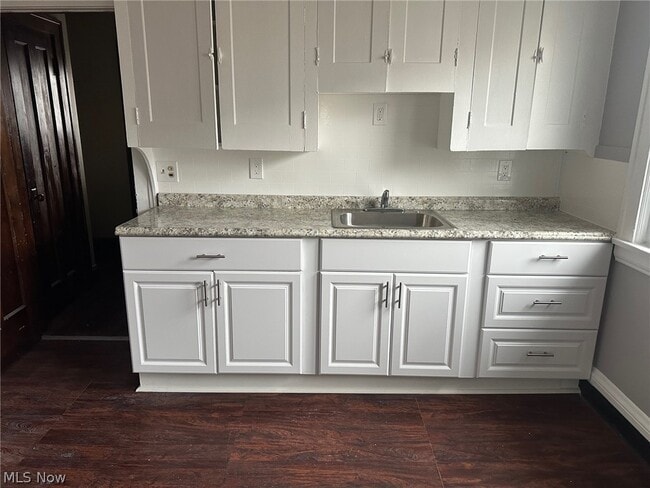 Building Photo - 1764 Algonac Rd