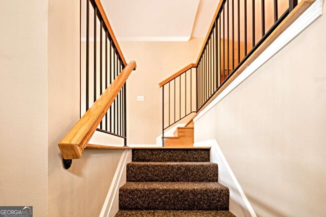 Building Photo - 4248 River Green Dr NW