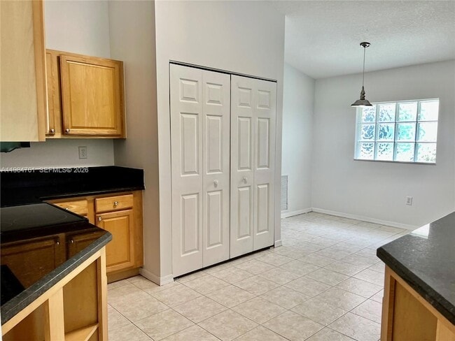 Building Photo - 11854 SW 8th St