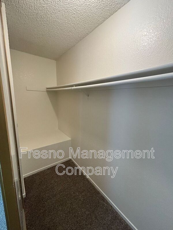 Building Photo - 4885 N Backer Ave