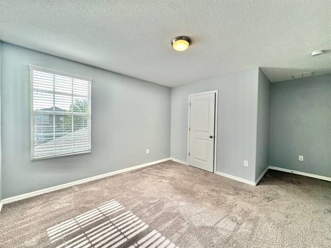 Building Photo - 6533 Trent Creek Dr