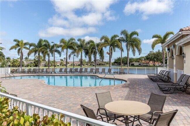 Building Photo - 1427 SW 48th Terrace