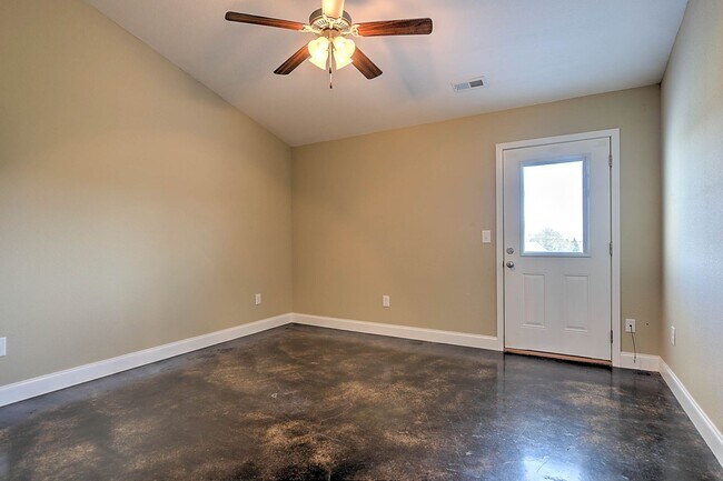 Building Photo - 52 Sutter Pl