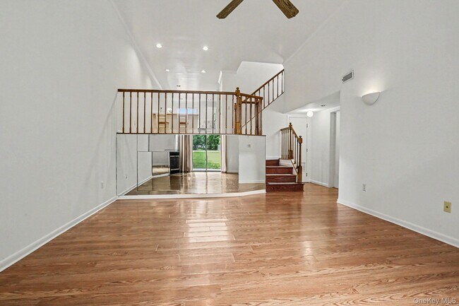 Building Photo - 311 N Greeley Ave