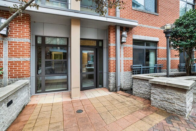 Building Photo - 305 10th Street South