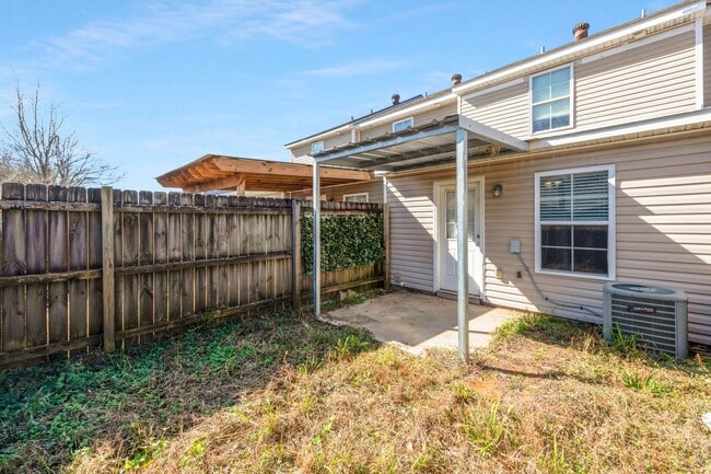 Building Photo - FOR RENT in LAFAYETTE!