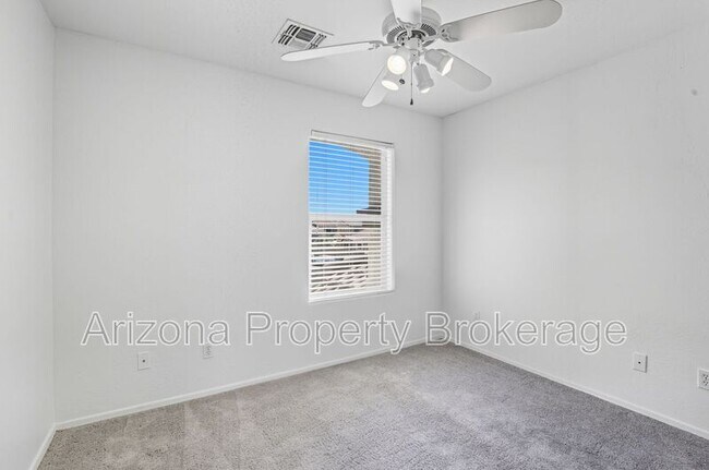 Building Photo - 17516 W Maui Ln