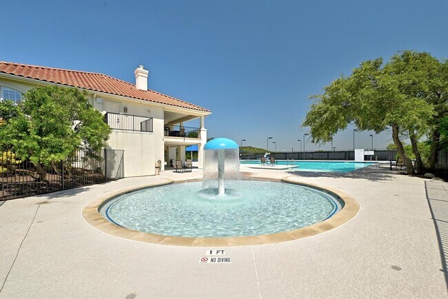 Building Photo - 201 Varco Dr