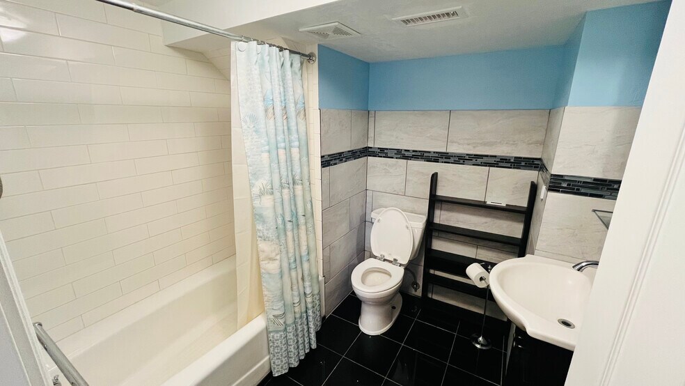 Building Photo - 3016 W 1050 N