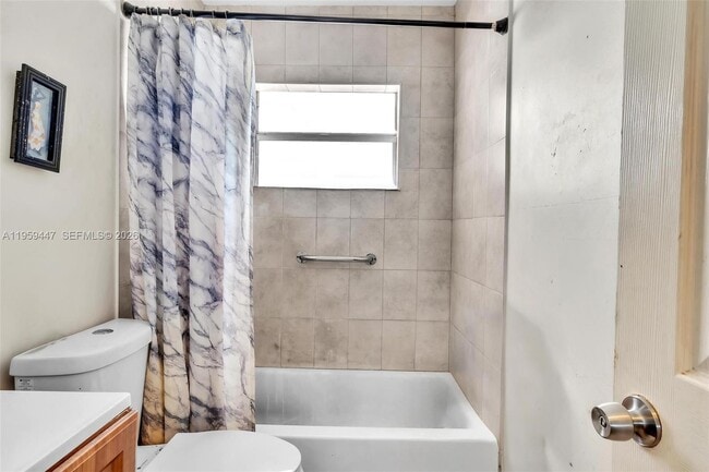 Building Photo - 1300 NW 43 Terrace