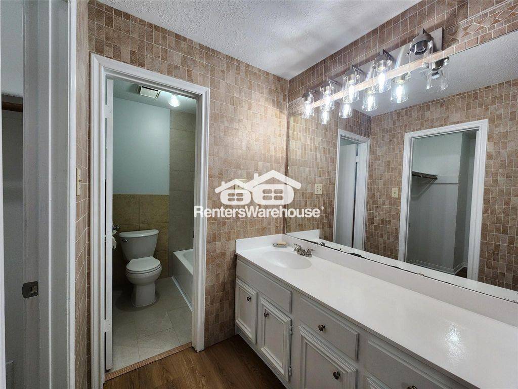 Building Photo - 8534 Dawnridge Dr
