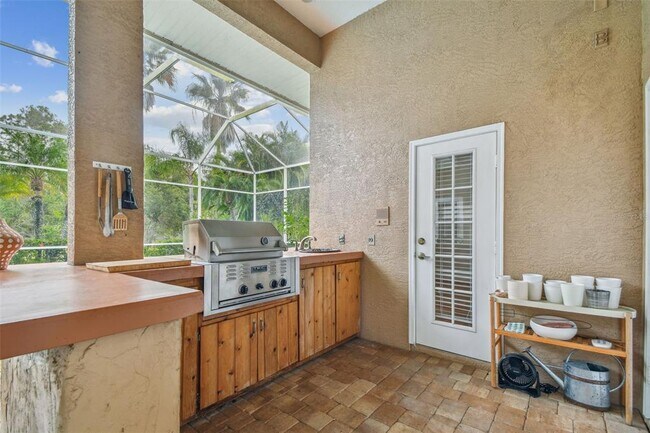 Building Photo - 7650 Partridge St Cir