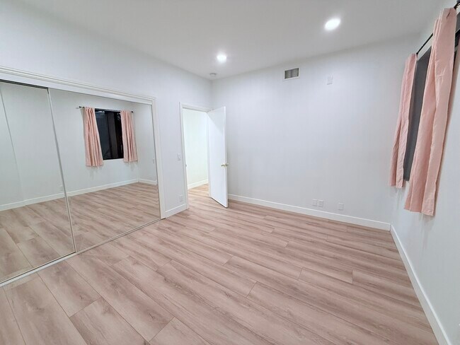 Bedroom 1 - 14572 Dickens St