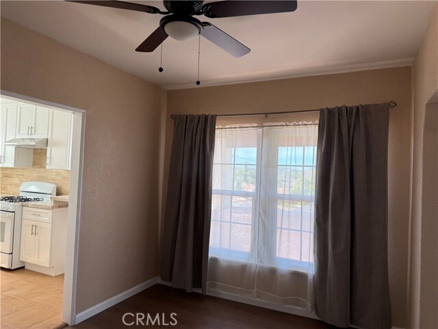 Building Photo - 118 Hampden Terrace