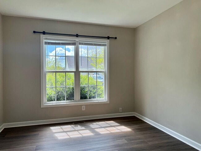 Building Photo - 109 Daughety Ct