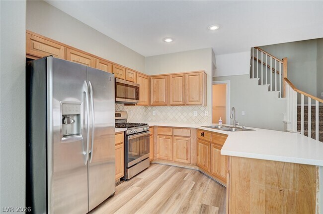 Building Photo - 8749 Horizon Wind Ave