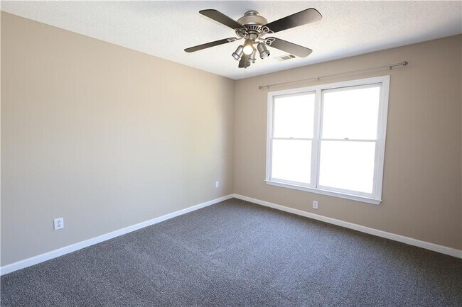 Building Photo - 6395 Seymour Ct NW