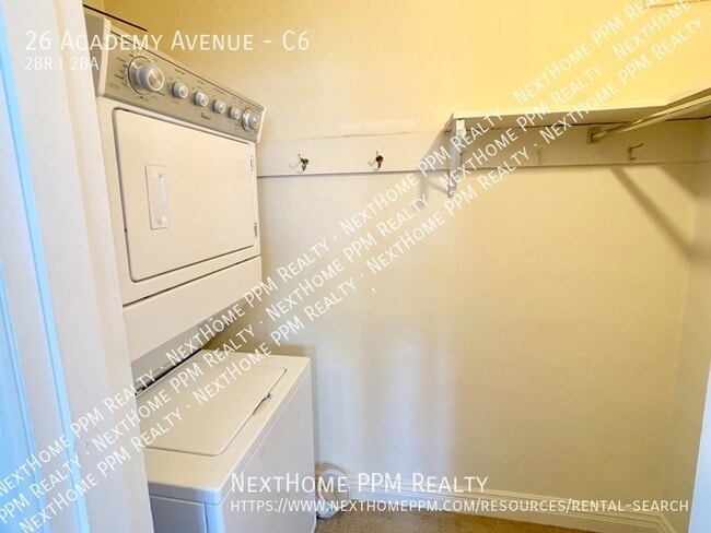 Building Photo - 26 Academy Ave