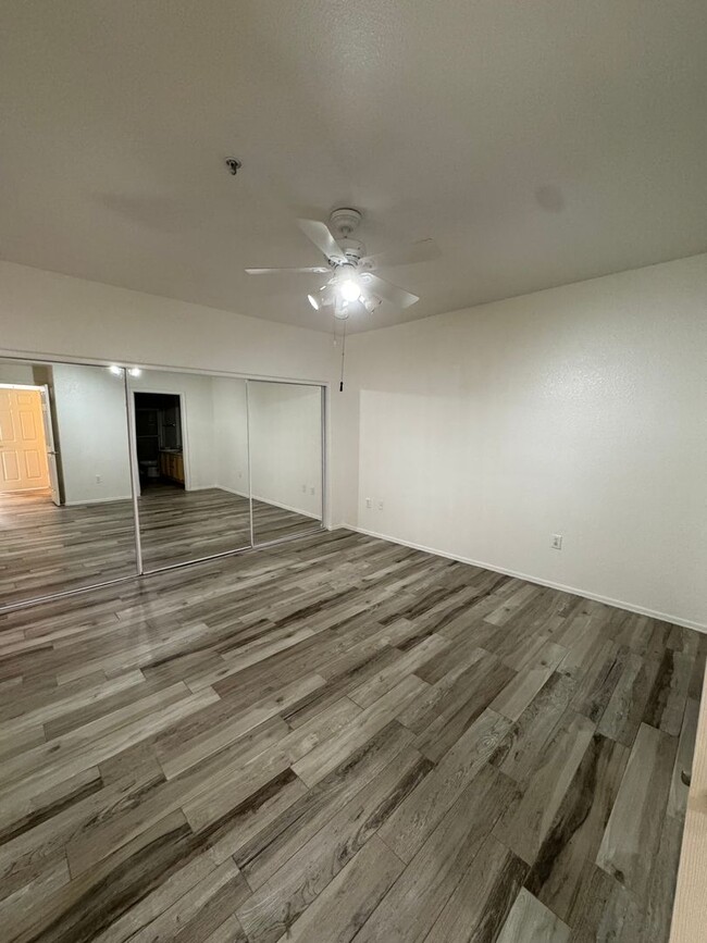 Building Photo - North Scottsdale Condo for rent