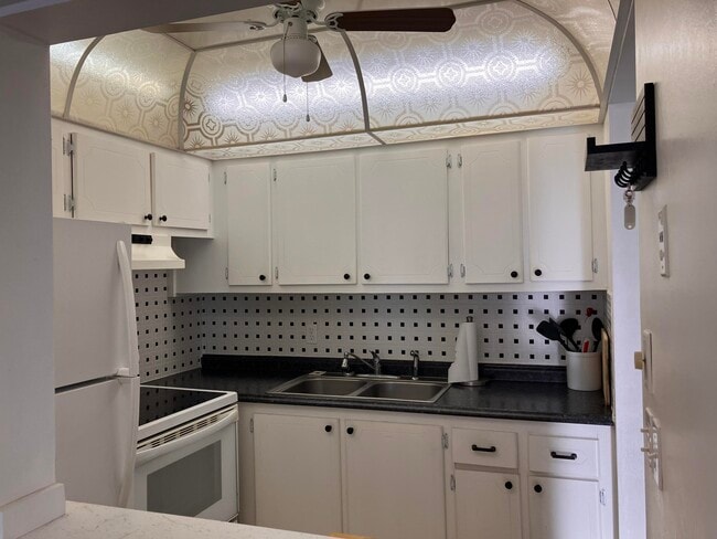 Building Photo - 130 Northampton G