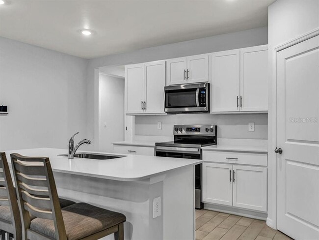 Building Photo - 1048 Adalia Terrace