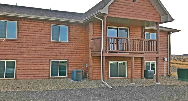 Primary Photo - Guptill Apartments at Misty Creek
